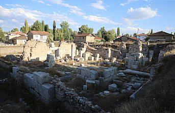 Sebastapolis Antik Kenti'ni tamamen gün yüzüne çıkarmak için çalışmalar sürüyor