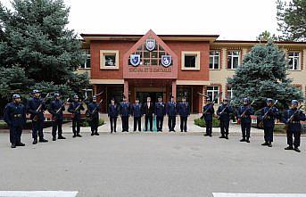 Amasya Valisi Bakan, Merzifon’da ziyaretlerde bulundu