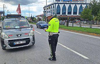 Bafra'da trafik ve göçmen kaçakçılığı denetimleri yapıldı