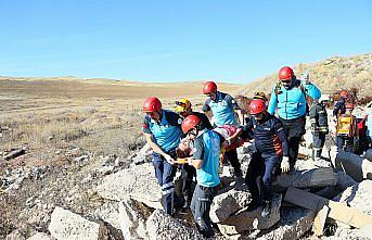 Bayburt'ta 5,8 büyüklüğünde deprem senaryosuyla tatbikat yapıldı