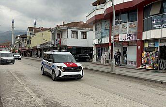 Düzce'de kaymakamın öncülük yaptığı kampanyayla emniyet amirliğine araç alındı