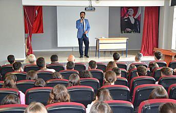 Espiye'de “Peygamberimiz ve Şahsiyet İnşası“ konulu konferans düzenlendi