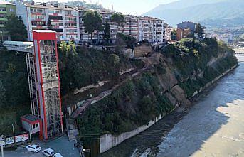 Karabük Belediyesi Kayabaşı merdivenlerinde yenileme çalışması başlattı