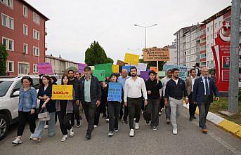 Piraziz'de kadına şiddete tepki için yürüyüş düzenlendi