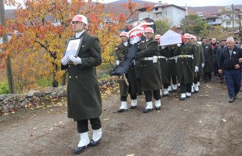 Amasya'da vefat eden Kıbrıs gazisi Dursun Okan son yolculuğuna uğurlandı