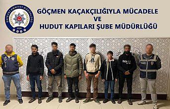 Bayburt'ta göçmen kaçakçılığı iddiasıyla 3 kişi tutuklandı