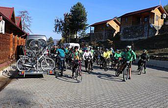 Bisiklet tutkunları Karabük'te sonbaharın renkleri arasında pedal çevirecek