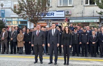 Büyük Önder Atatürk Sinop'un ilçelerinde törenle anıldı