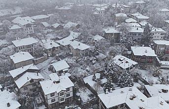 Karabük'te kar yağışı etkili oluyor