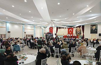 Tosya'da öğretmenler günü kutlandı