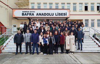 BAFRA ANADOLU LİSESİ ÖĞRENCİLERİNE BONUS HOCA MOTİVASYON SEMİNERİ VERDİ