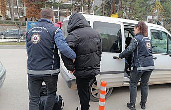 Amasya'da göçmen kaçakçılığı yaptıkları iddiasıyla 2 zanlı tutuklandı