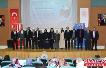 Artvin'de “Ailede Çözüm Becerileri“ konferansı düzenlendi