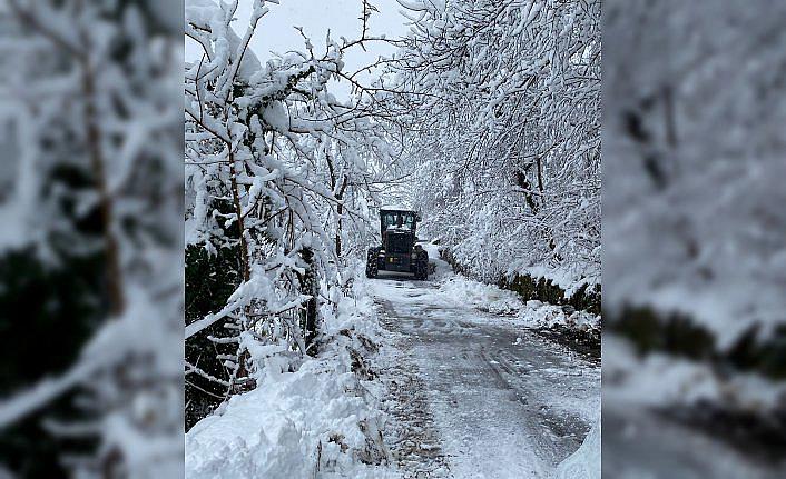 Artvin'de kar nedeniyle 79 köy yolu ulaşıma kapandı