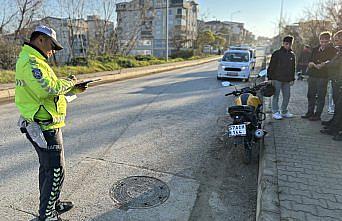 Gerze'de motosikletin devrildiği kazada 1 kişi yaralandı