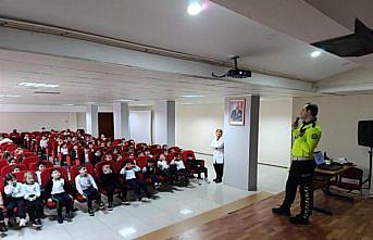 Giresun'da öğrencilere yönelik eğitim faaliyeti düzenlendi