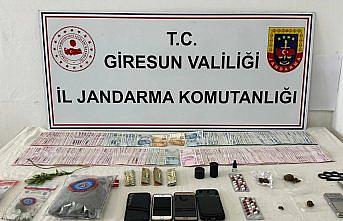 Giresun'da uyuşturucu operasyonunda yakalanan 4 zanlıdan biri tutuklandı