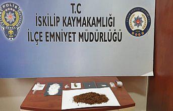 İskilip ilçesinde uyuşturucu operasyonunda 2 kişi yakalandı