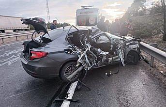 Karabük'te tıra çarpan otomobildeki 1 kişi yaralandı