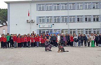 Kargı'da annelere bağımlılıkla mücadele eğitimi verildi