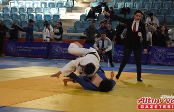 Okul Sporları Gençler Judo Grup Müsabakaları, Gümüşhane'de başladı