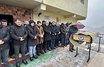 Trabzon'da çöken inşaatın enkazında hayatını kaybeden işçinin cenazesi defnedildi