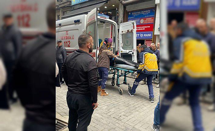 Zonguldak'ta çıkan kavgada 3 kişi keser ve bıçakla yaralandı