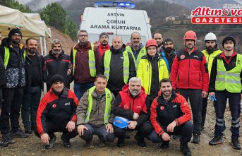 Artvin AFAD ekipleri gönüllülere eğitim veriyor