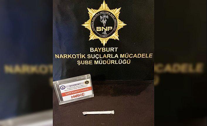 Bayburt'ta uyuşturucu madde ele geçirildi