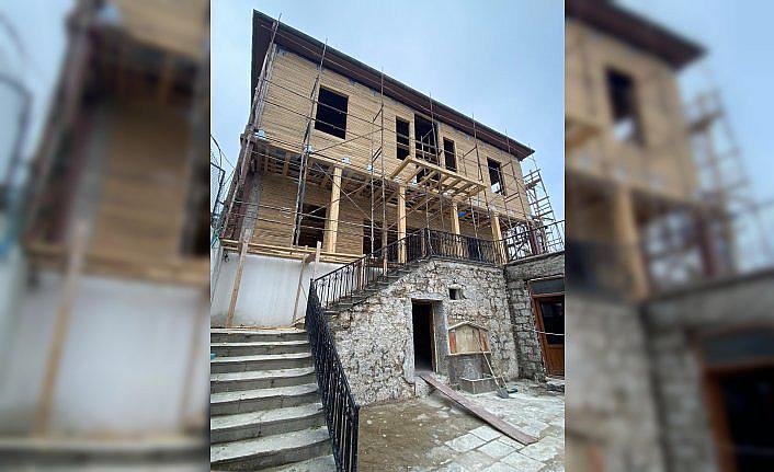 Giresun'da tarihi Necatibey İlkokulu binası restore ediliyor