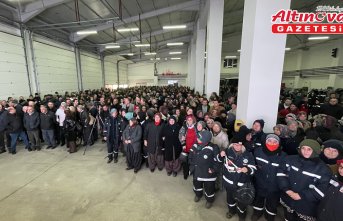 Kartalkaya'daki otel yangınına müdahale eden itfaiyecilere hizmet şeref belgesi verildi