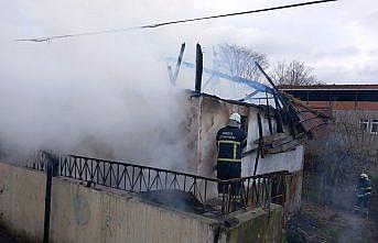 Ordu'da çıkan yangında ev kullanılamaz hale geldi