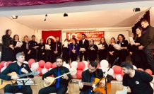 Asarcık'ta “Öğretmenler Korosu“ konser verdi