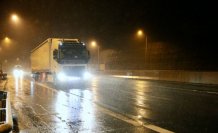 Bolu Dağı'nda kar yağışı etkili oluyor