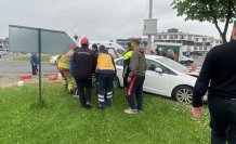 Düzce'de iki otomobilin çarpıştığı kazada sürücüler yaralandı