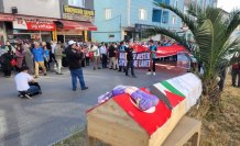 Tekkeköylüler, İsrail'in Filistin'e saldırılarını “tabutlu yürüyüş“ ile protesto etti
