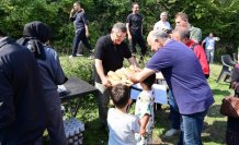 Gerze'de koruyucu aile çocuklarına yönelik doğa yürüyüşü ve piknik etkinliği düzenlendi