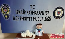 Çorum'da oyuncak bebeğin içine uyuşturucu sakladığı belirlenen 8 kişi yakalandı