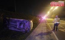 Yakakent'te devrilen kamyonetteki yolcu yaralandı, kaçan sürücü aranıyor