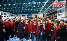 İlkadım Belediye Başkanı Kurnaz'dan bilim şenliğine ziyaret