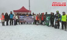 Artvin Atabarı Kayak Merkezi'nde sigaranın zararlarına dikkat çekildi