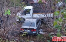 Çarşamba'da kamyonete çarpan otomobildeki 2 kişi yaralandı