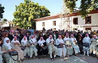 Boyabat'ta hacı adayları uğurlandı