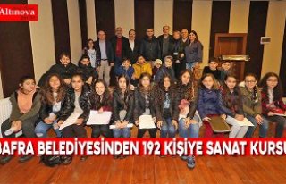 BAFRA BELEDİYESİNDEN 192 KİŞİYE SANAT KURSU