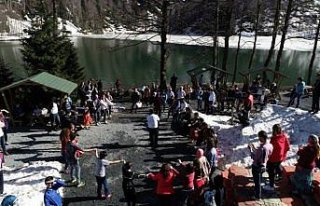 Bitlisli öğrenciler Artvin'i gezdi