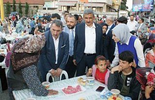 Milletvekili Köktaş'tan Vezirköprü'de iftar