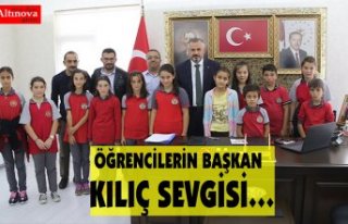 ÖĞRENCİLERİN BAŞKAN KILIÇ SEVGİSİ…