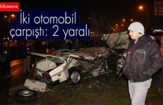 İki otomobil çarpıştı: 2 yaralı