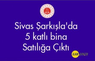 Sivas Şarkışla'da 5 katlı bina Satılık