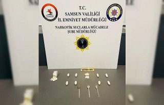 Samsun'daki narkotik denetimlerinde 17 şüpheli...